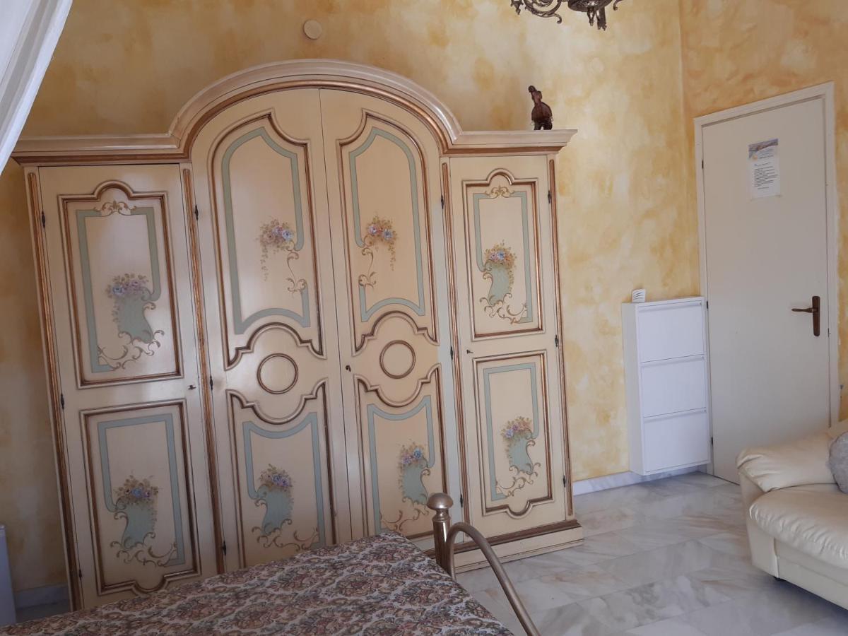Bed and Breakfast Moonaurora Gallipoli Esterno foto