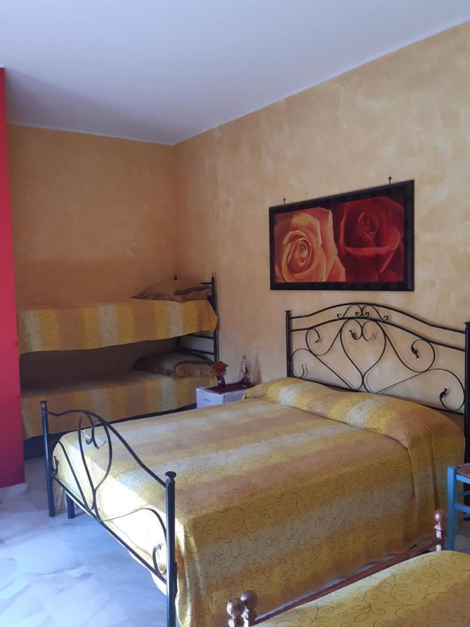 Bed and Breakfast Moonaurora Gallipoli Esterno foto