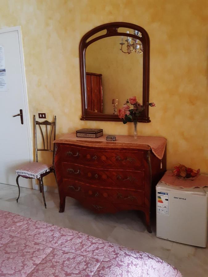 Bed and Breakfast Moonaurora Gallipoli Esterno foto